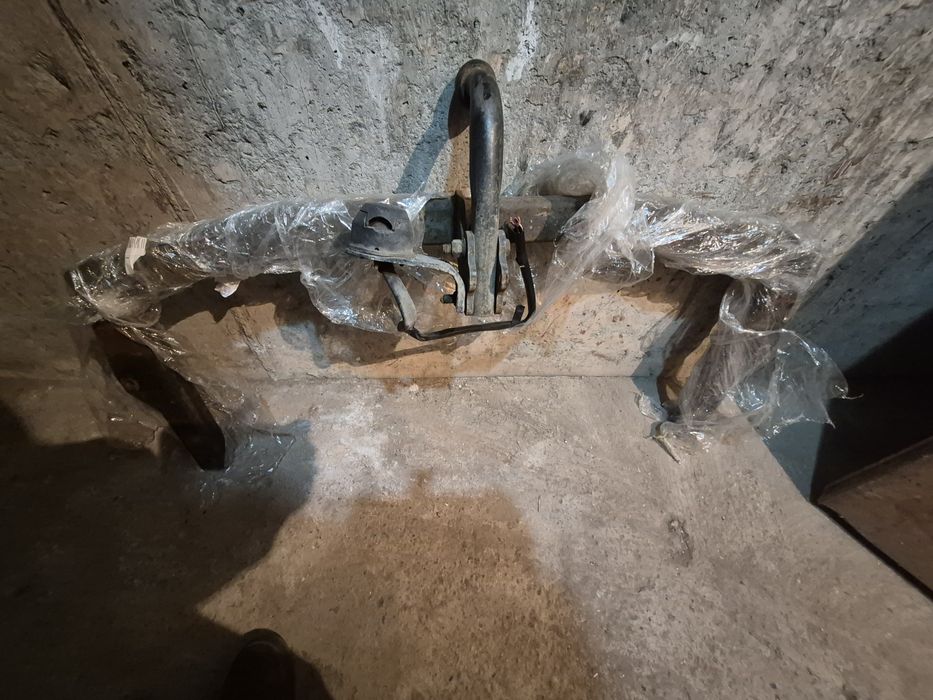 Теглич за Мазда 6