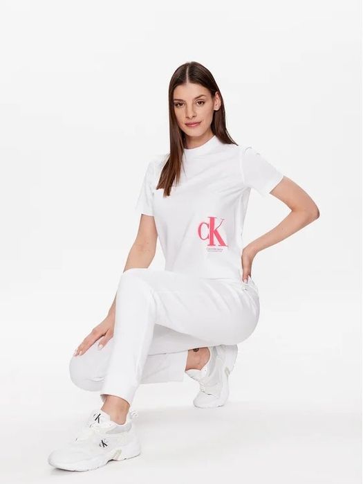Футболка Calvin Klein XS