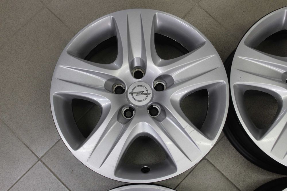Джанти с тасове 16" 5х110 Opel Astra H, Zafira B