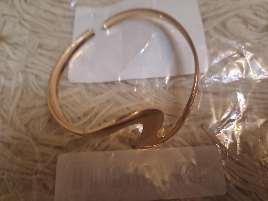 Стильный дизайн Браслет