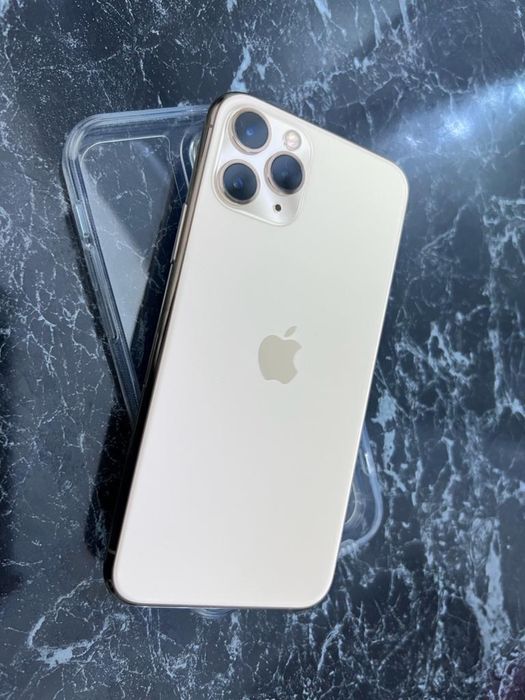 Iphone 11 pro 256 gb Gold 99% аккумулятор в идеальном состоянии