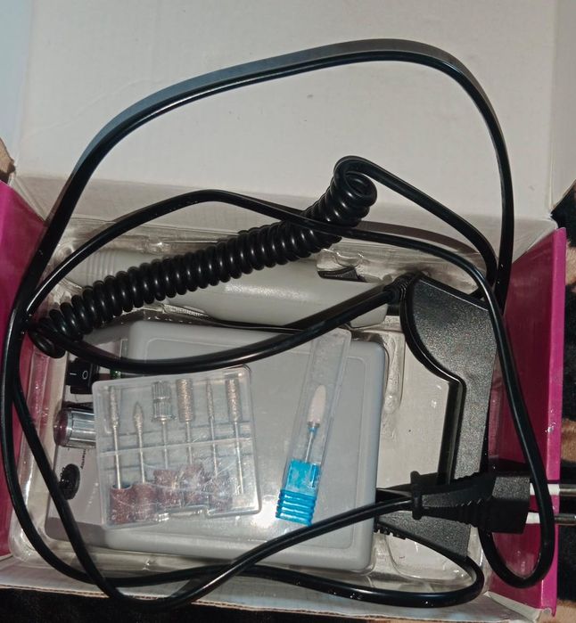 Апарат для маникюра