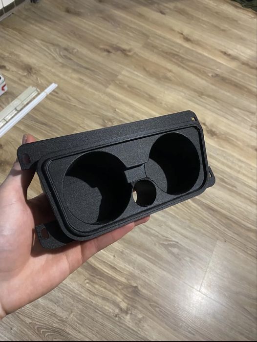 Suporturi de pahare Auto la comanda