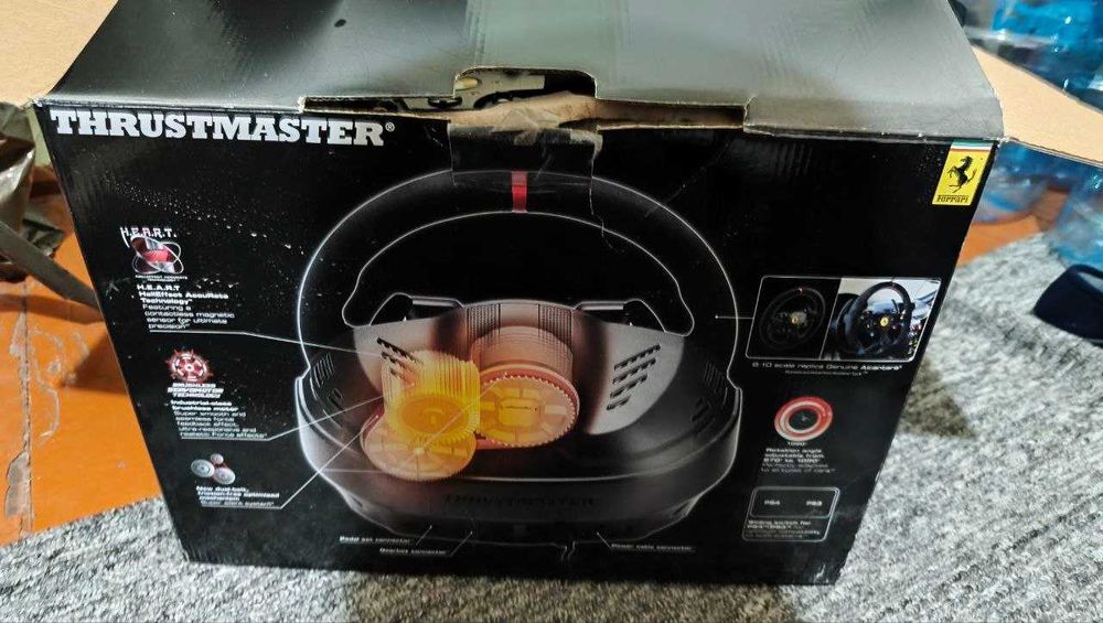 Игровой руль Thrustmaster T300 Ferrari Alcantara Edition