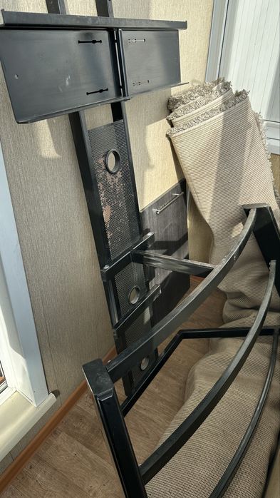 Полка для телевизора