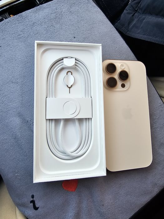 Айфон 16 про 256 mb