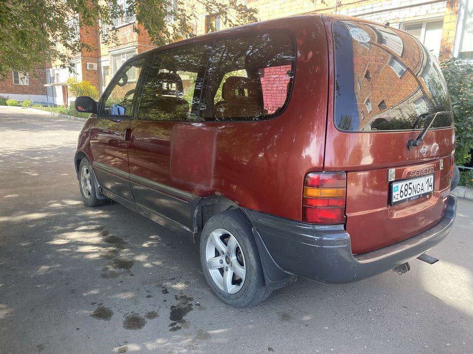 Nissan Serena c23