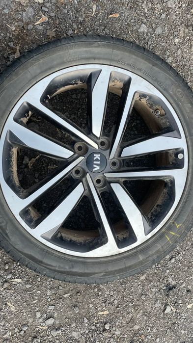 Продам 5 дисков заводские