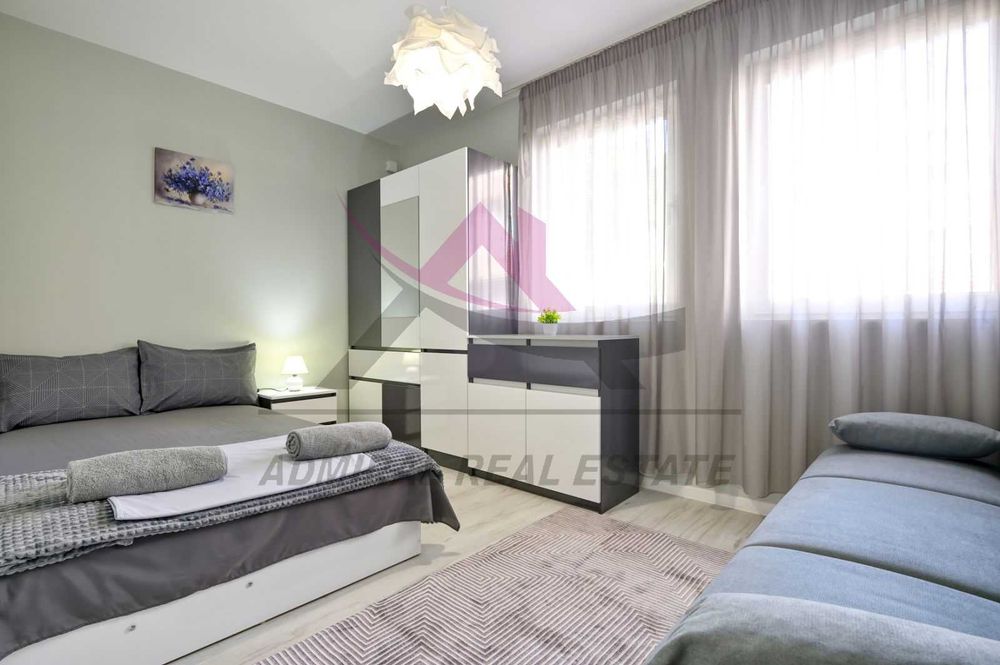 Дава се под наем Тристаен апартамент в Варна, Колхозен пазар - 81 кв.м за 800 € - Снимка #2