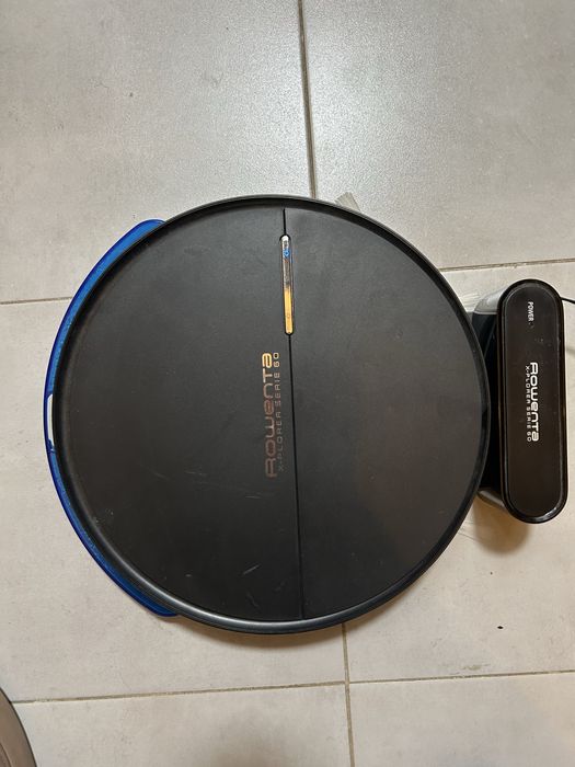 Aspirator Robot ROWENTA cu spalare, excelent pt par de animale!