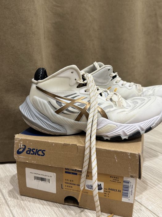 ASICS в идеальном состоянии | Срочно