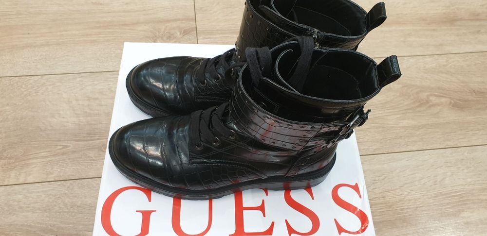 Ghete dama GUESS
