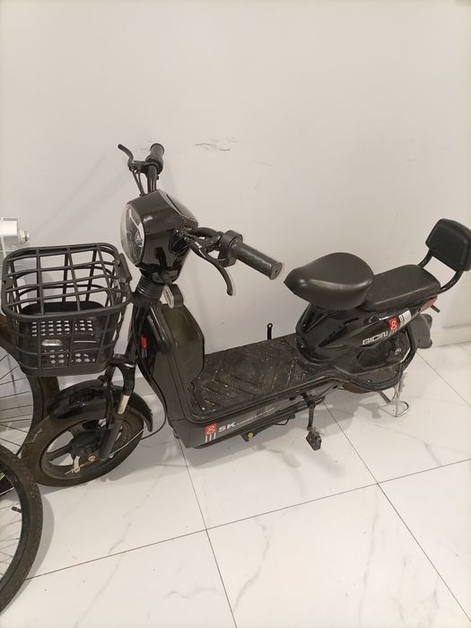 Электро скутер электро мото