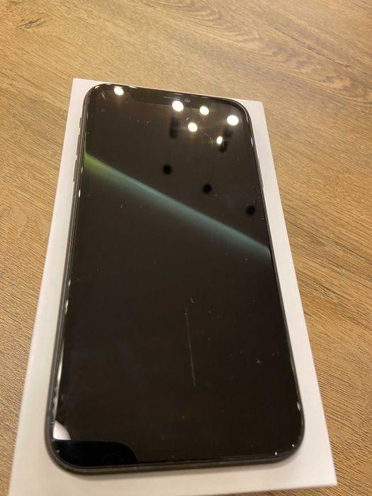 Iphone 11 128GB, в гаранция