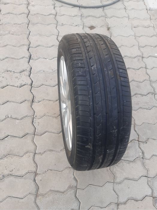 Продам диск с резиной КИА