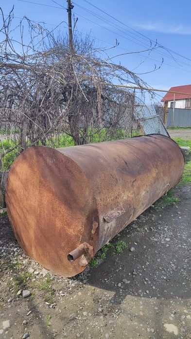 Бочка,ёмкость продаётся