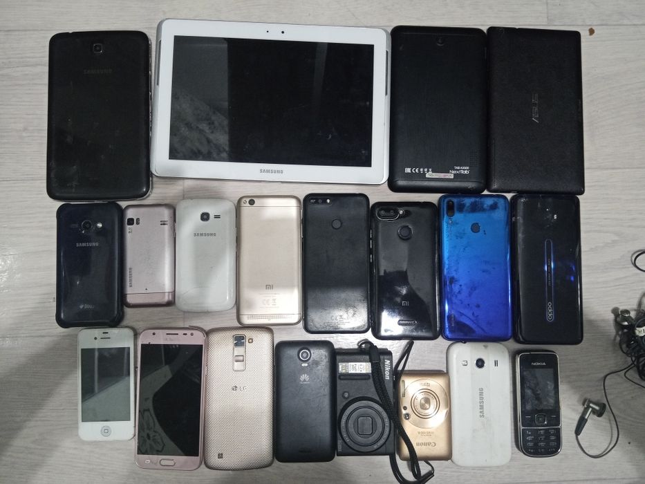 Разный телефоны .
