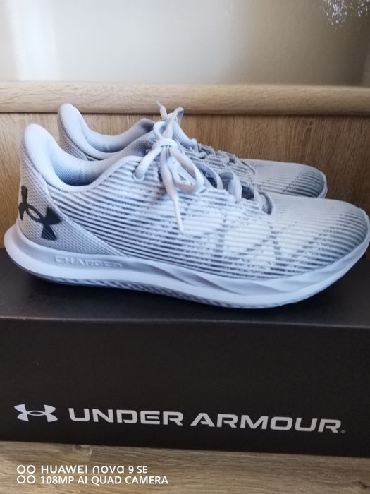 Маратонки Under Armour 38,5номер