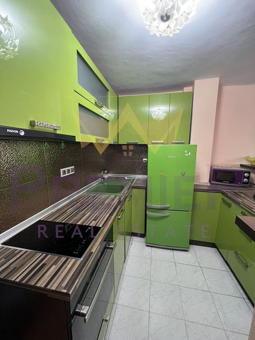 Дава се под наем Двустаен апартамент в Варна, Колхозен пазар - 60 кв.м за 433.5 € - Снимка #2