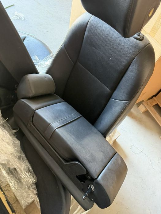 Mercedes e class w213 салон