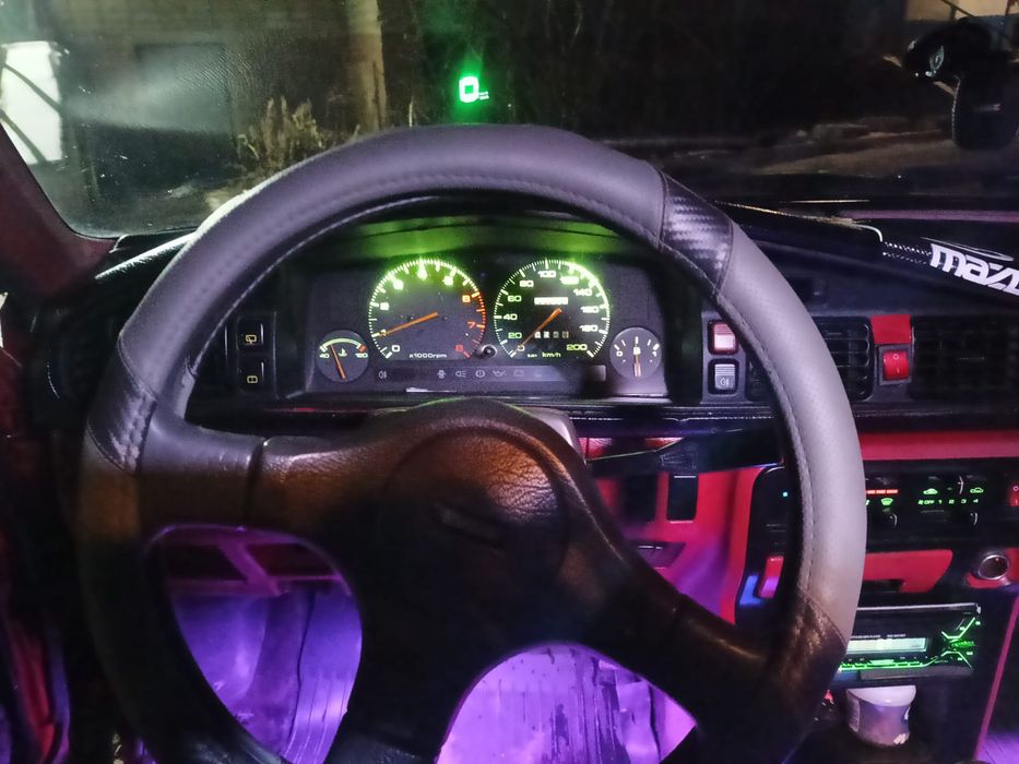 Продам Мазду 626