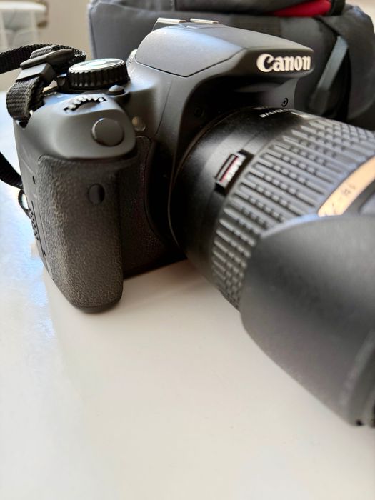 Aparat foto Canon DSLR 650D