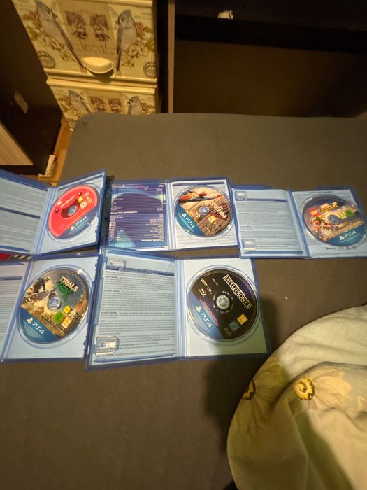 Продавам игри за playstation4