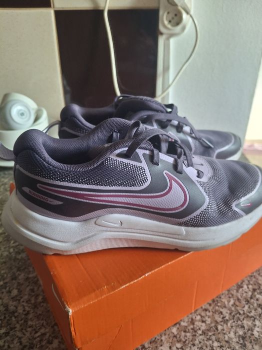 Sneakers nike cosmic runner