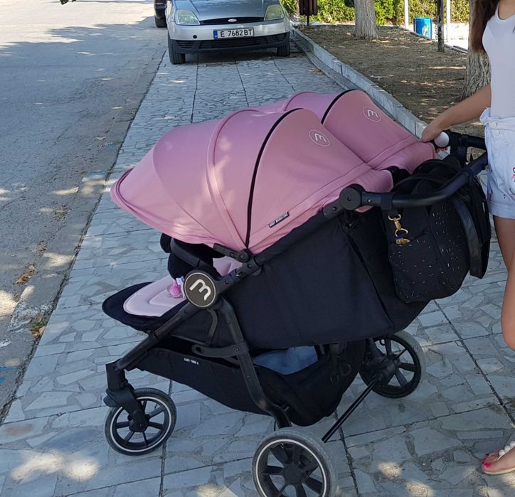 Baby monsters Easy Twin 4 - Детска количка за близнаци