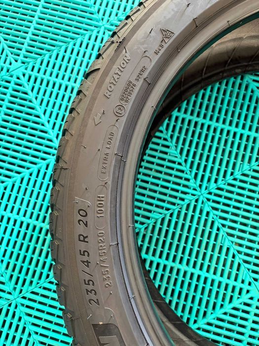 Set anvelope  mixte All Season 235 45 R20 100H Michelin Cross Climate 2 Suv dot 4023 6.67mm