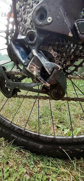 Vând bicicleta Cube