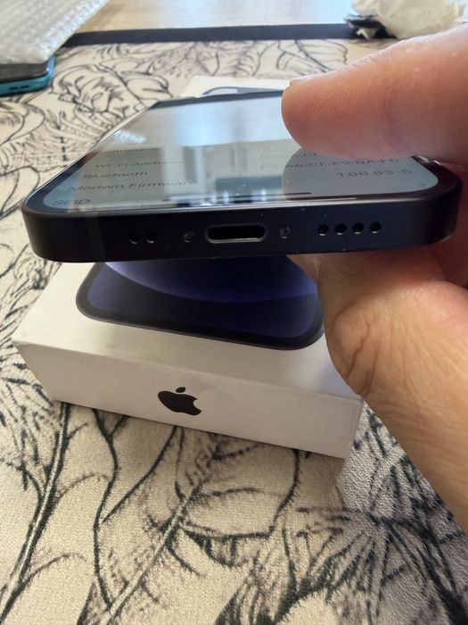 iPhone 12 Mini 64gb - перфектни, комплект, 100% батерия