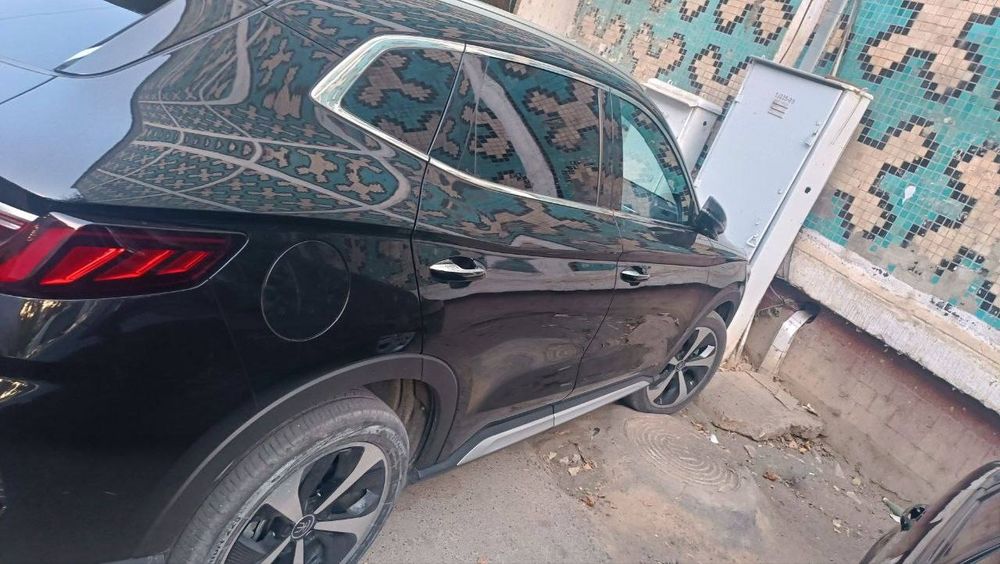 Srochna BYD sotiladi ozimiz moshina tayyor kraska toza