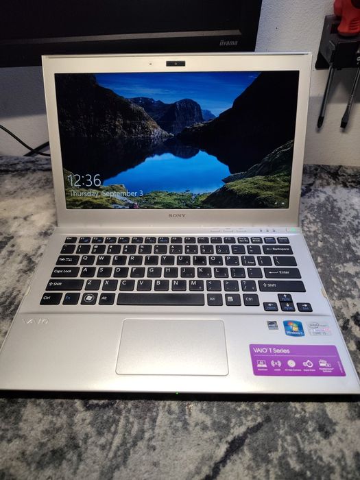 Laptop Sony Vaio – Intel i5, 8GB RAM, SSD Samsung 256GB, Windows 10