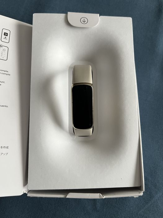 Ceas Fitbit Luxe.