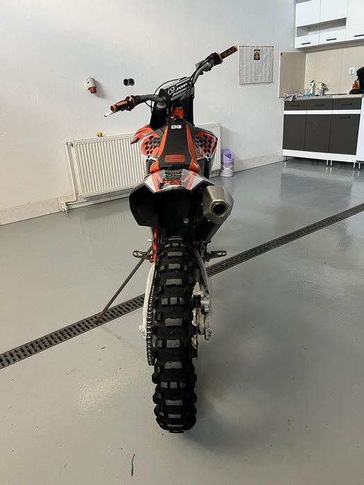 Motocicletă KTM.