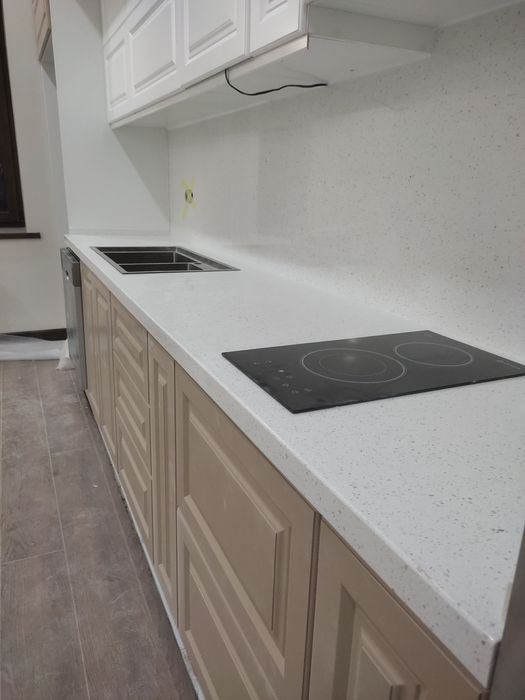 Кварц,акрил, столешницы,барные стойки,ресепшн, подоконники