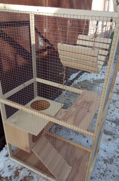 Клетка для енота