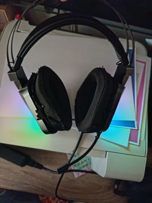 Căști myriam  de vânzare