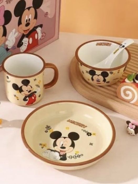 Пасуда для детей очень красивая