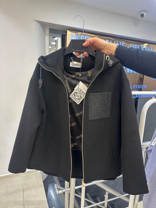 Haina primăvară Loewe