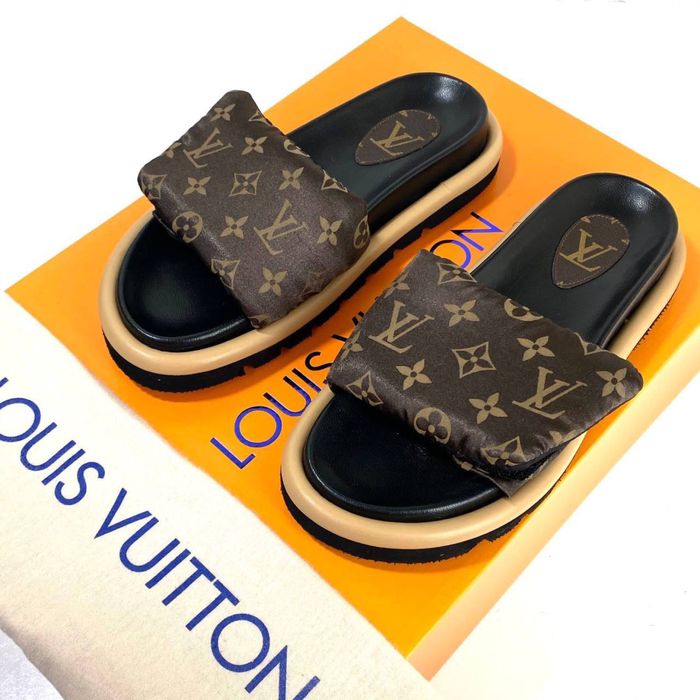 Papuci Louis Vuitton pile naturala