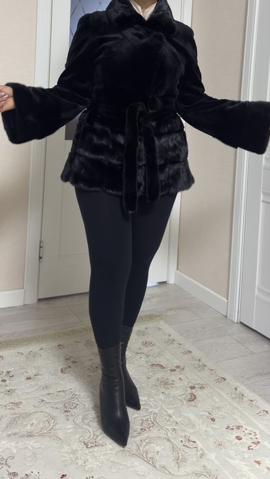 Норковая  шуба 44 размера