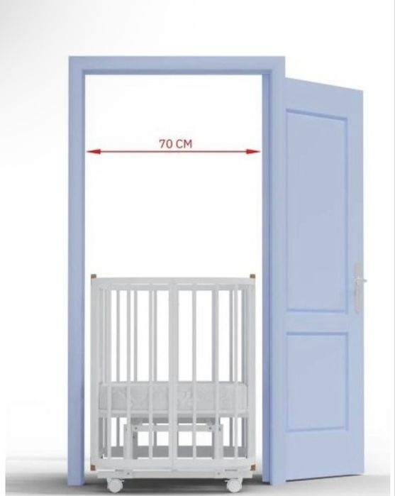 Детская кроватка с маятником