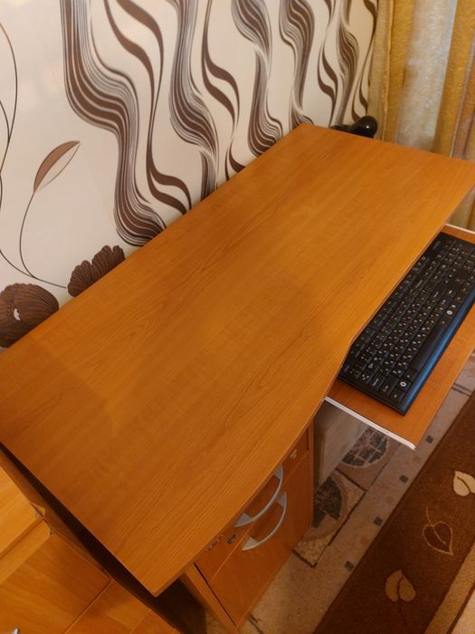 Бюро  ученическо