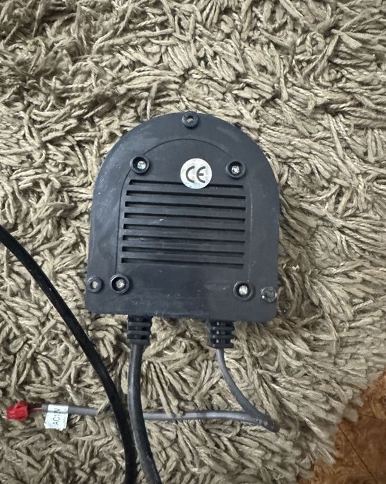 Рабочий адаптер для музыкальной душ кабины.