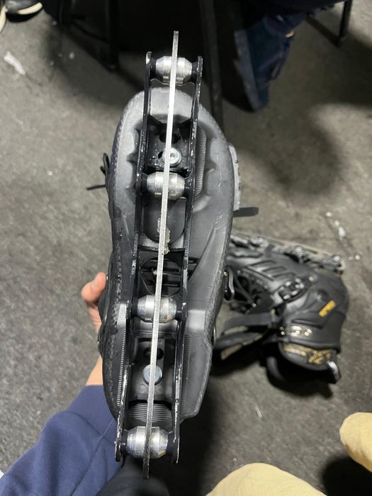 Срочно!! Продаю торг есть. Размер 41-42