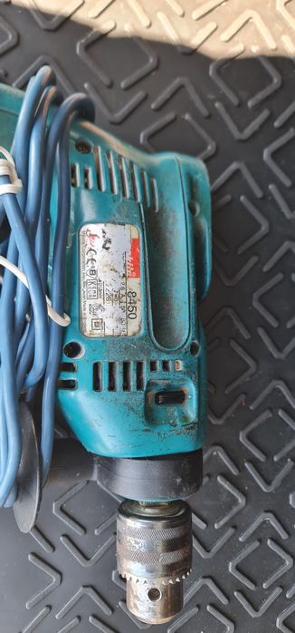 Дрель Makita рабочая