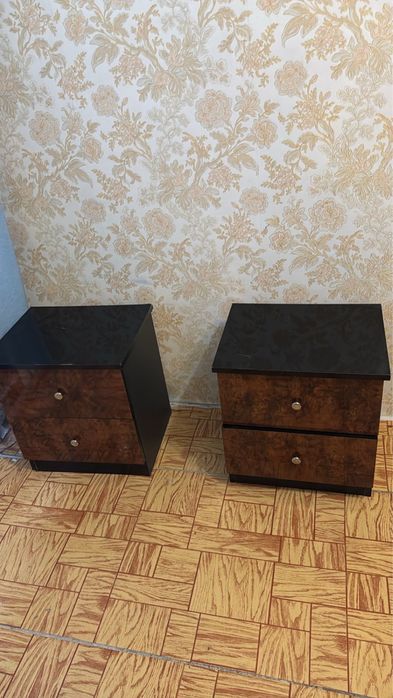 Продается спальный гарнитур