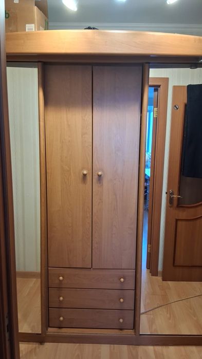 Продам шкаф-купе!